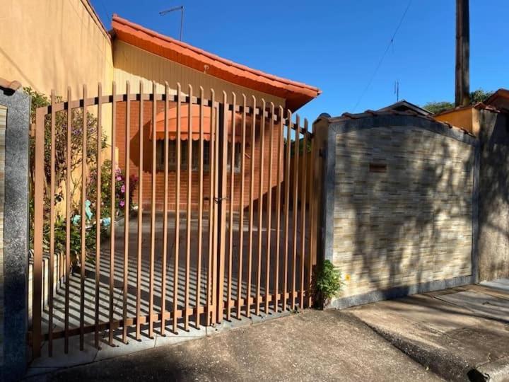 Casa Do Descanso Em เซาเบนโตโดซาปูไค ภายนอก รูปภาพ